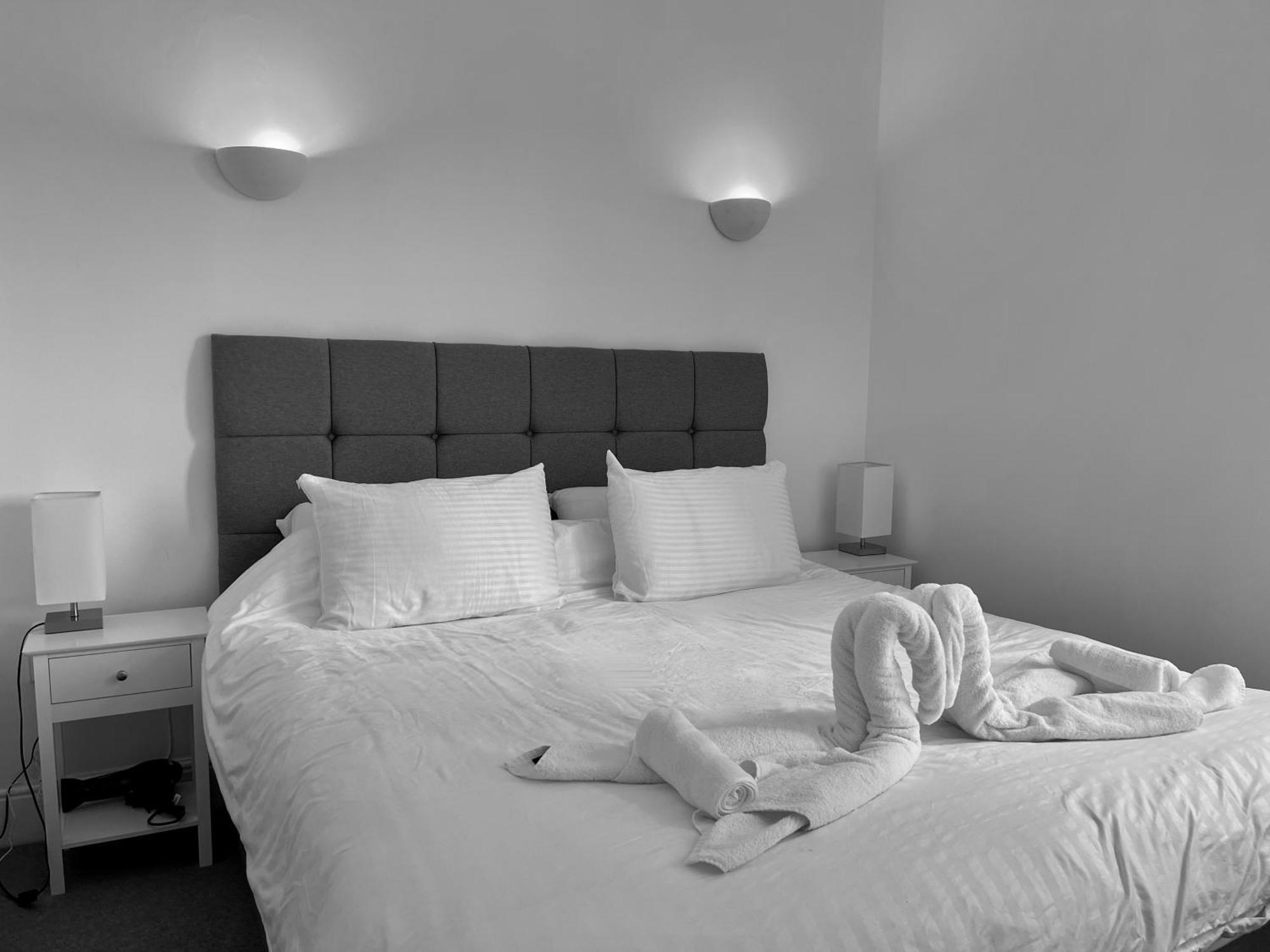 เซนต์แอนดรูอพาร์ตเมนท์ Apartment เมดสโตน ภายนอก รูปภาพ