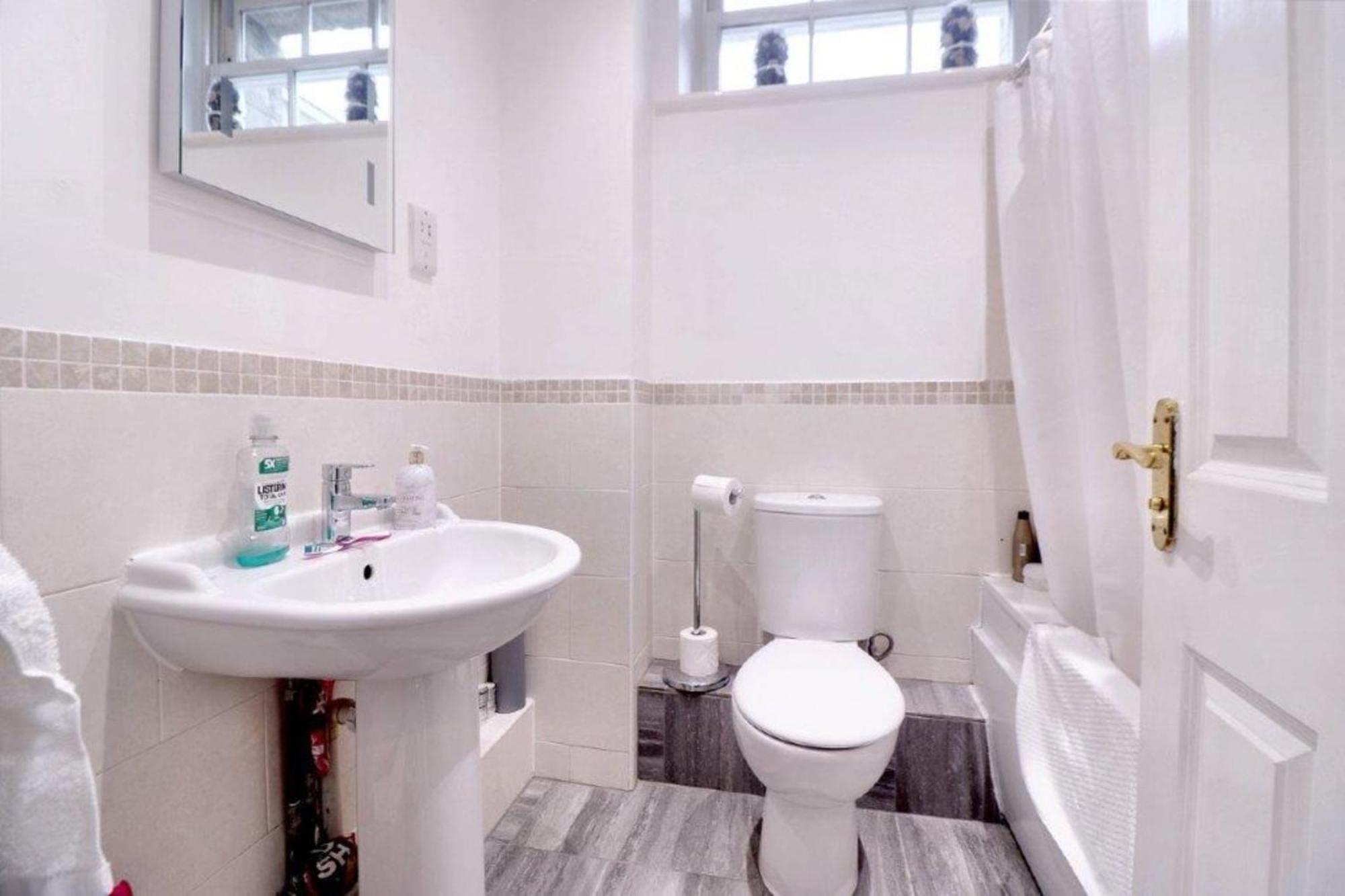 เซนต์แอนดรูอพาร์ตเมนท์ Apartment เมดสโตน ภายนอก รูปภาพ