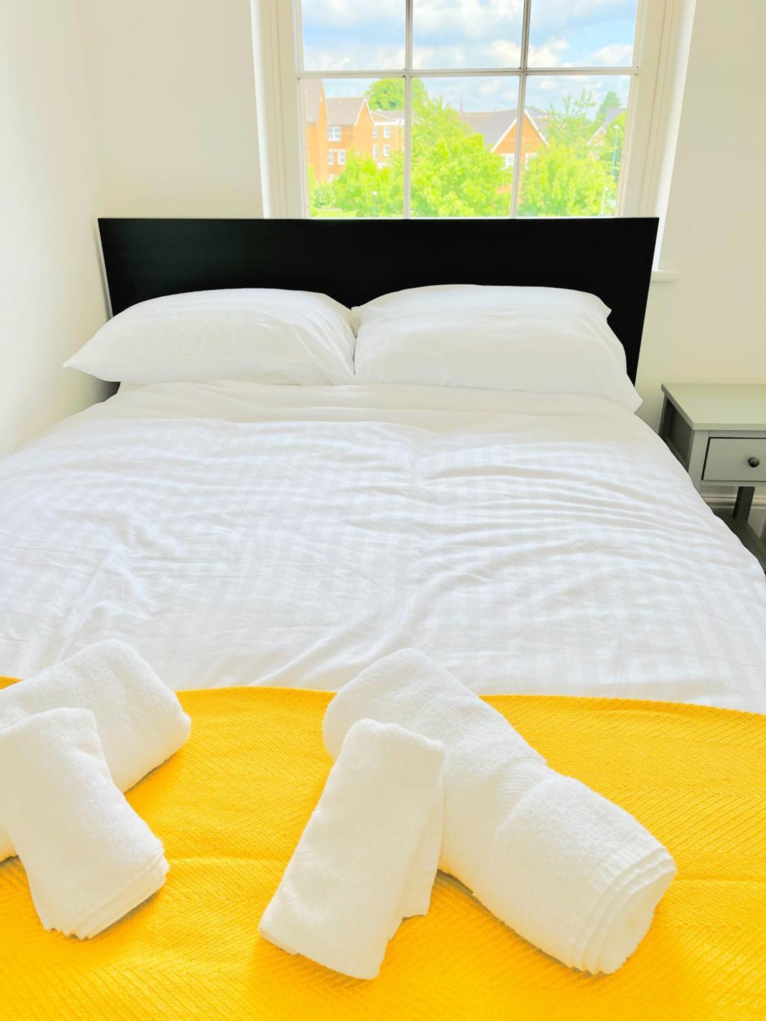 เซนต์แอนดรูอพาร์ตเมนท์ Apartment เมดสโตน ภายนอก รูปภาพ
