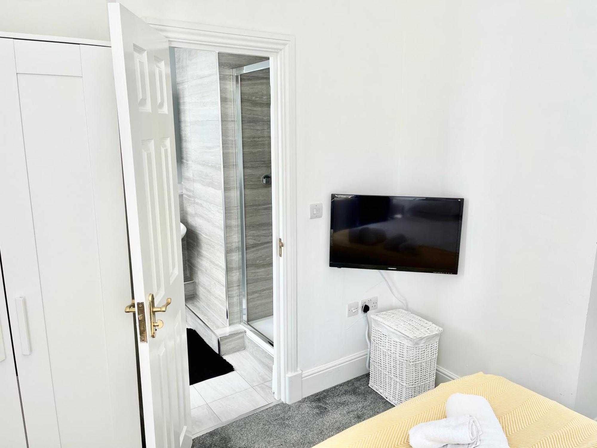 เซนต์แอนดรูอพาร์ตเมนท์ Apartment เมดสโตน ภายนอก รูปภาพ