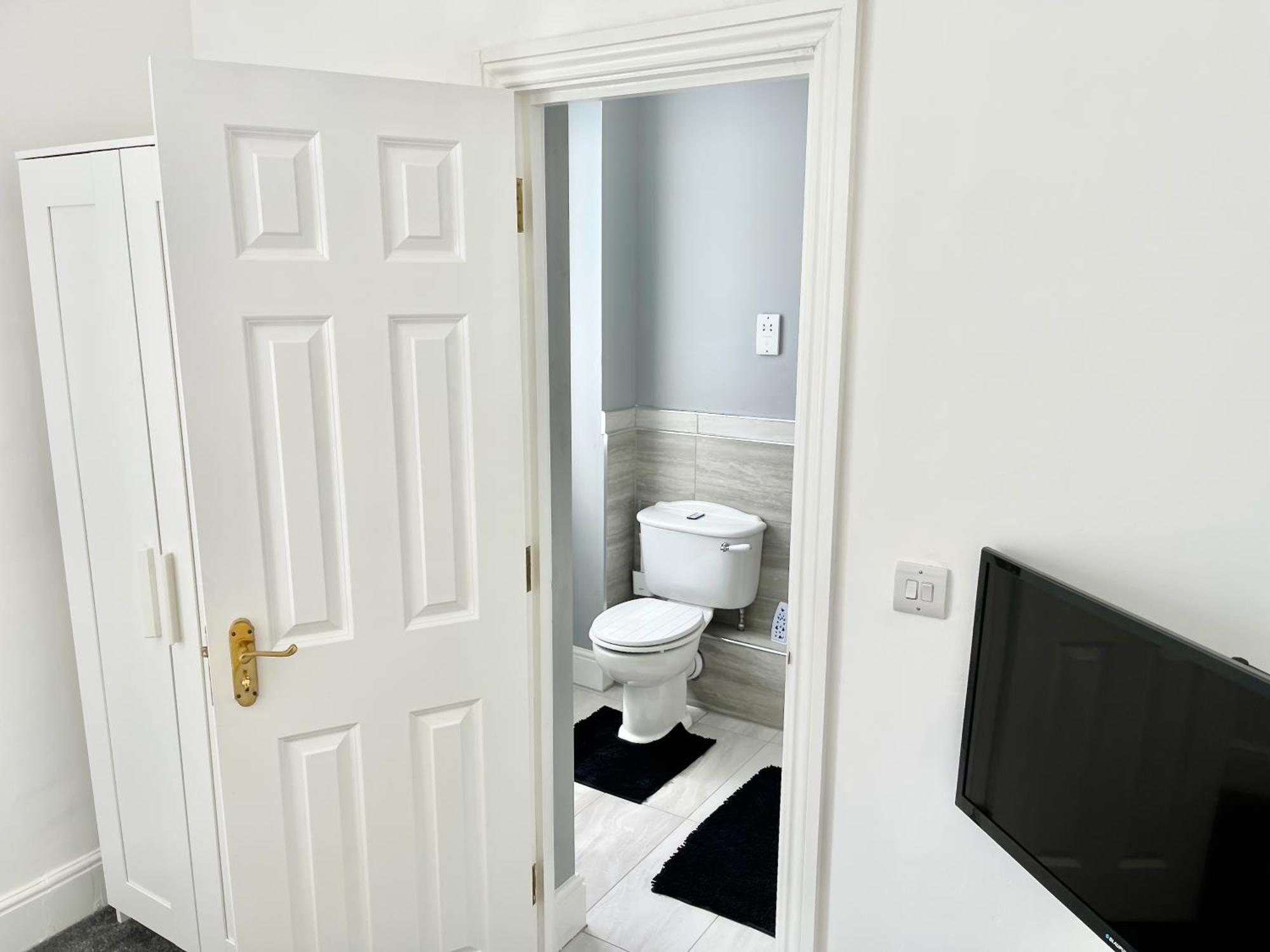 เซนต์แอนดรูอพาร์ตเมนท์ Apartment เมดสโตน ภายนอก รูปภาพ