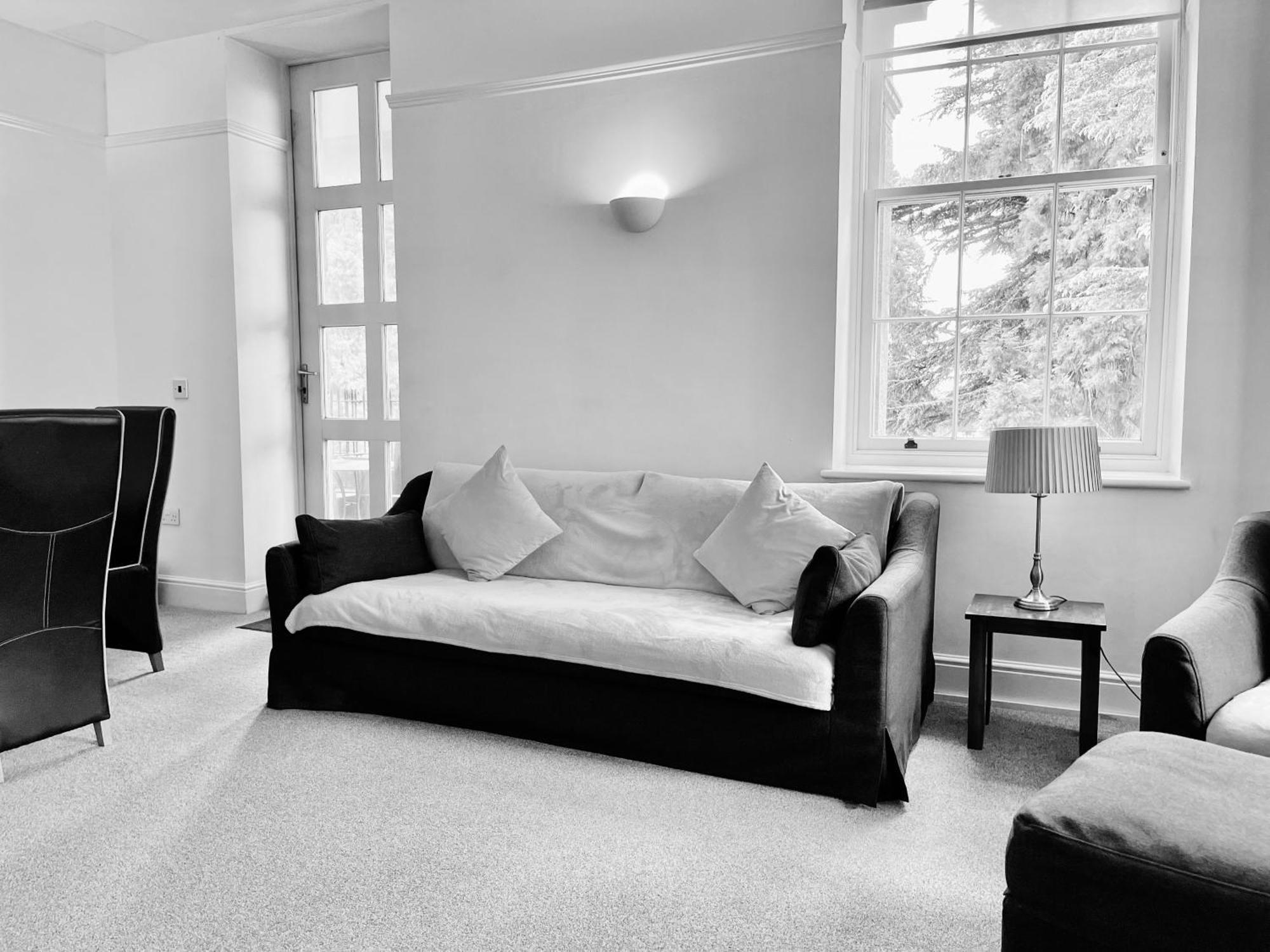 เซนต์แอนดรูอพาร์ตเมนท์ Apartment เมดสโตน ภายนอก รูปภาพ